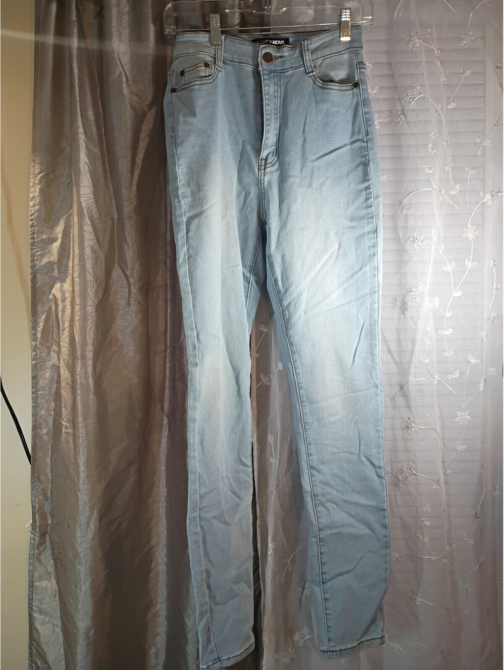 Fashion Nova Jean Skinny Size 9
